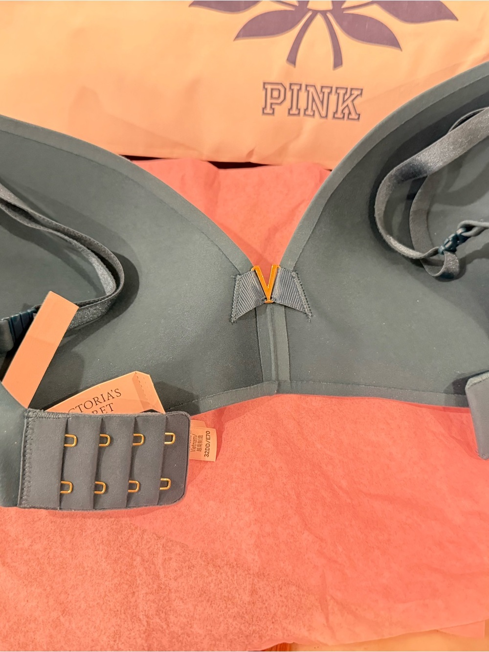 Victoria's Secret Teal T-Shirt Bra - Smooth Everyday Comfort - Picture 4 of 4